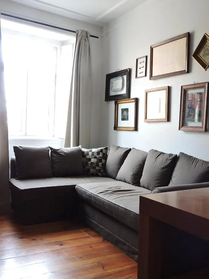 Cosy Apartment In The Heart Of Lissabon